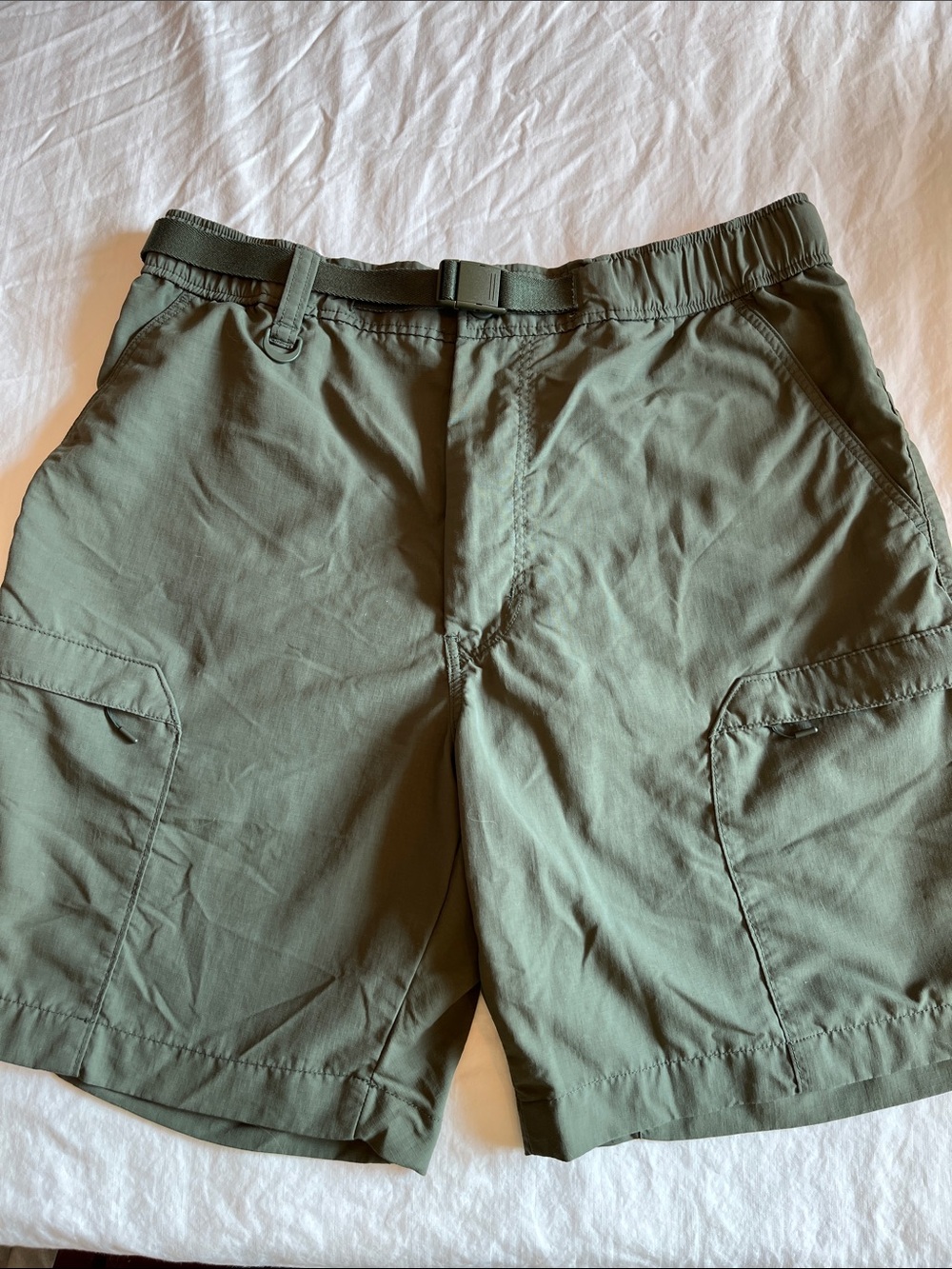 Uniqlo Men's Geared Shorts 8" Lightweight Water Repellent Olive Green Size S
